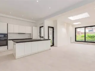 Residence for sale Hemiksem (RBU30040)