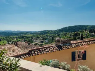 Huis te koop Tourrettes (RBU30460)