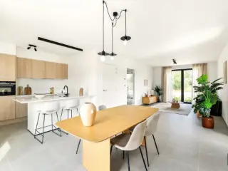 Residence for sale Leupegem (RBU33533)