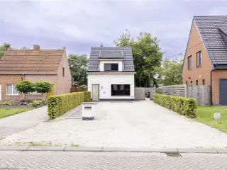 Residence for sale Malle (RBU34090)