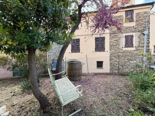 Residence for sale Pieve di Teco (RBU34856)