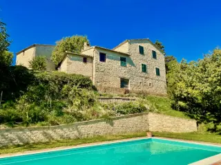 Maison à vendre Macerata (RBU34882)