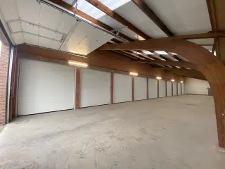 Industrie te huur Zwevezele (RBU36259)