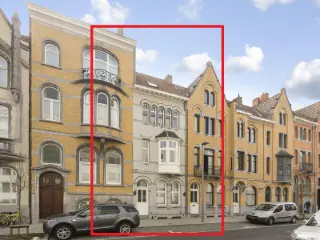 Herenhuis te huur Kortrijk (RBU36770)