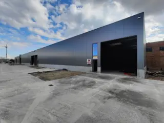 Industrial building for rent Brugge (RBU37619)