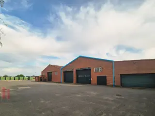 Industrial building for rent Kortemark (RBU38342)