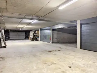 Commercial building for rent Bascharage (RBU38818)