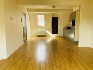 Appartement te huur Schaarbeek (RBU39168)