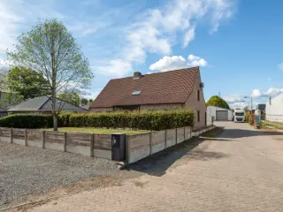 Mixed building for sale Beerse (RBU39947)