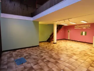 Handelspand te huur Doornik (RBU41056)