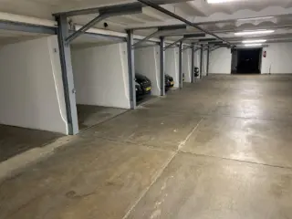 Garage for rent Luxembourg (RBU42423)