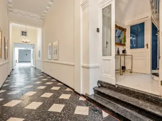 Herenhuis te koop Brussel (RBU43413)