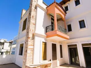 Residence for sale Porto Rafti (RBU44097)