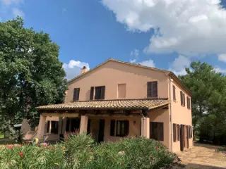 Huis te koop Castelleone di Suasa (RBU44098)