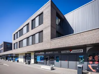 Commercial building for rent Leudelange (RBU46615)