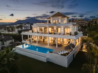 Residence for sale Marbella (RBU46681)