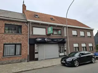 Commercial building for rent Geel (RBU47235)