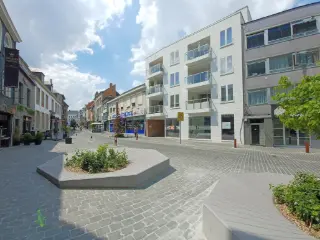 Surface commerciale à louer Alost (RBU48223)