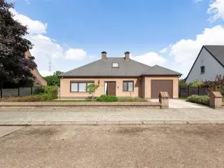 Villa te koop Wijnegem (RBU48354)