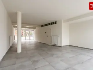Commercial building for sale Gent (RBU48388)