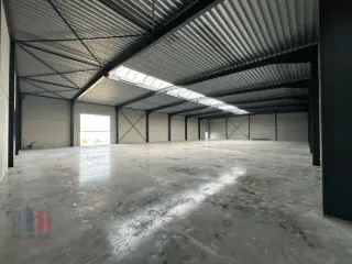 Industrial building for rent Ieper (RBU48881)