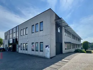 Bureaux à louer Zellik (RBU50682)