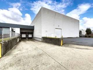 Industrial building for rent Oostende (RBU51656)