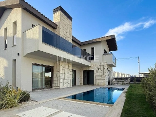 Maison à vendre Kusadasi (RBU52744)