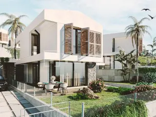 Huis te koop Kyrenia (RBU53757)