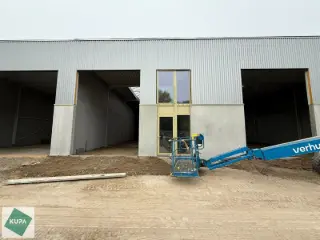 Industrial building for rent Drogenbos (RBU55413)