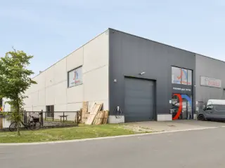 Industrial building for sale Deerlijk (RBU55860)