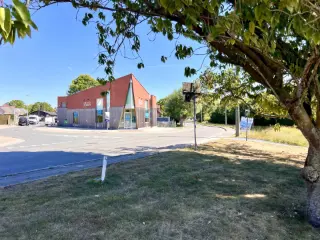 Surface commerciale à vendre Beveren-Leie (RBU56125)