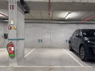 Parking à louer Belvaux (RBU57799)