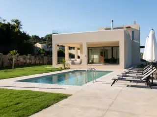 Maison à vendre Vouves (RBU59906)