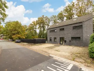 Residence for sale Malle (RBU60221)