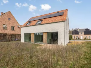 Residence for sale Mol (RBU61330)