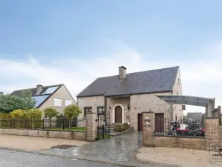 Villa for sale Malle (RBU61980)