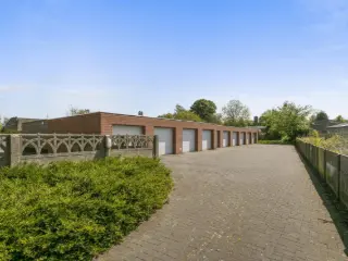 Garage for rent Mol (RBU62607)