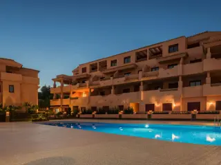 Apartment for sale Benahavís (RBU63697)