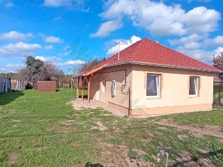 Huis te koop Zalakomár (RBU64001)