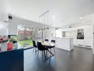 Maison à vendre Kallo (RBU64383)