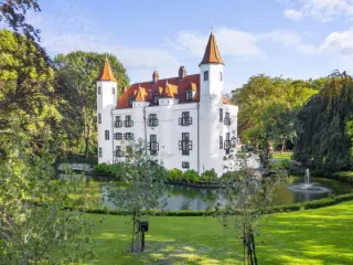 Mansion for sale Boekhoute (RBU64791)