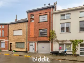 Huis in openbare verkoop Sint-Amandsberg (RBU64977)