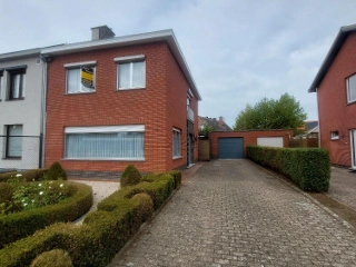 Residence in public sale Nieuwkerken-Waas (RBU67402)