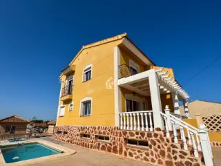 Huis te koop San Miguel de Salinas (RBU68237)