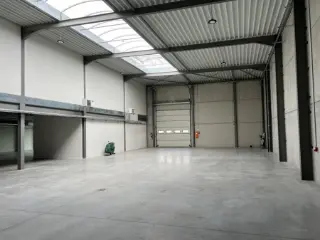 Industrial building for rent Sprinkange (RBU68847)