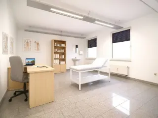 Commercial building for rent Mamer (RBU69180)