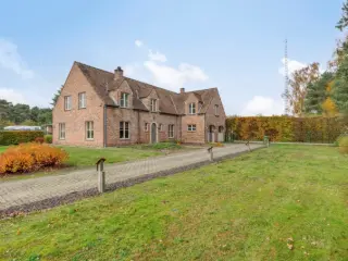 Residence for sale Mol (RBU69361)