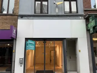 Commercial building for rent Vilvoorde (RBU69895)