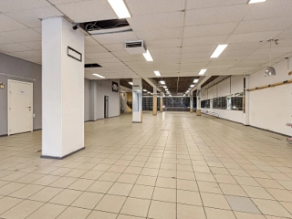 Handelspand te huur Genk (RBU71708)